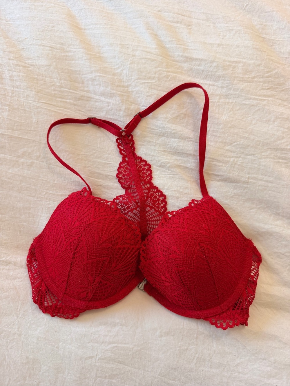 Hollister Red Lace Racerback Push-Up Bra